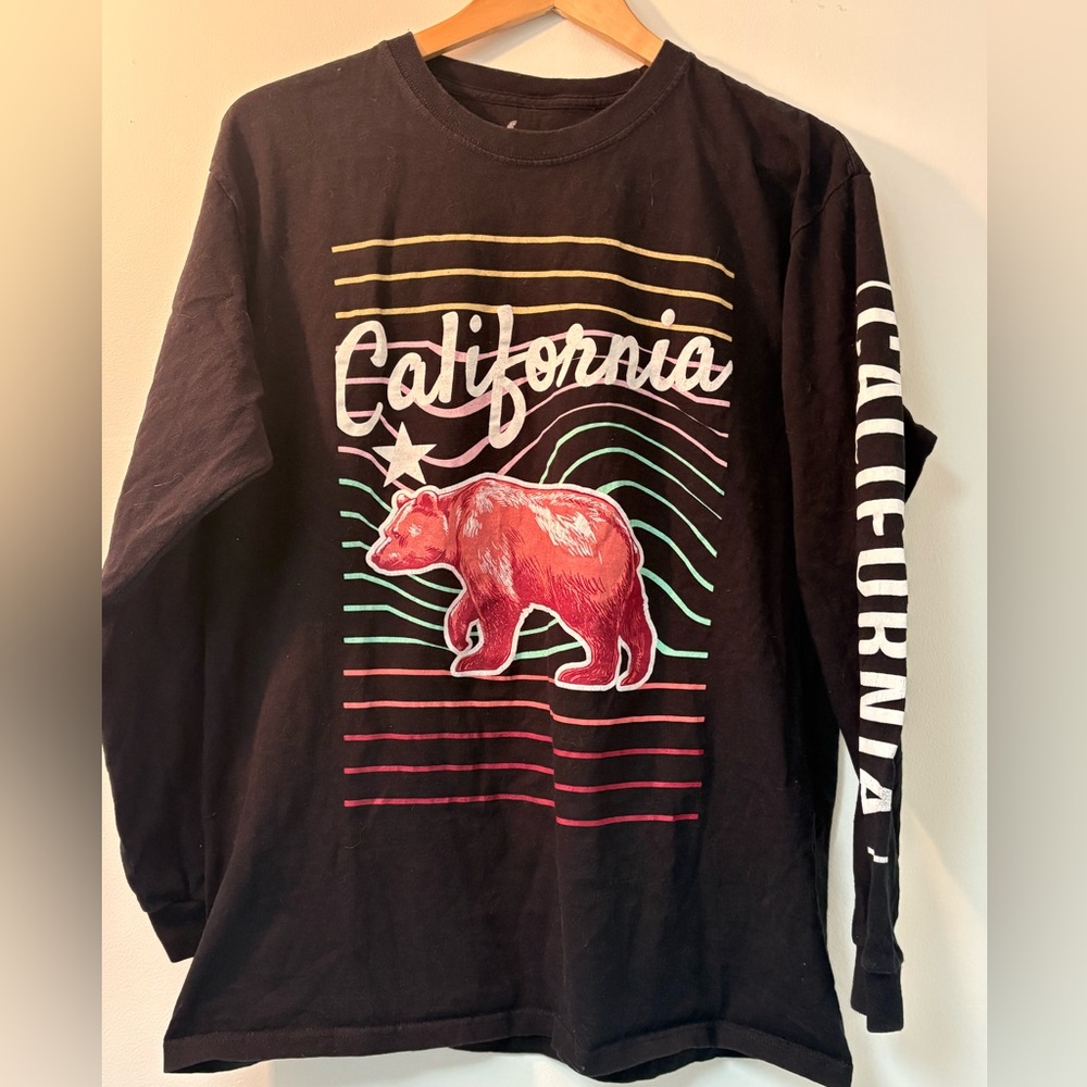 Vibes Black Lost California Republic Bear Graphic Long Sleeve Shirt